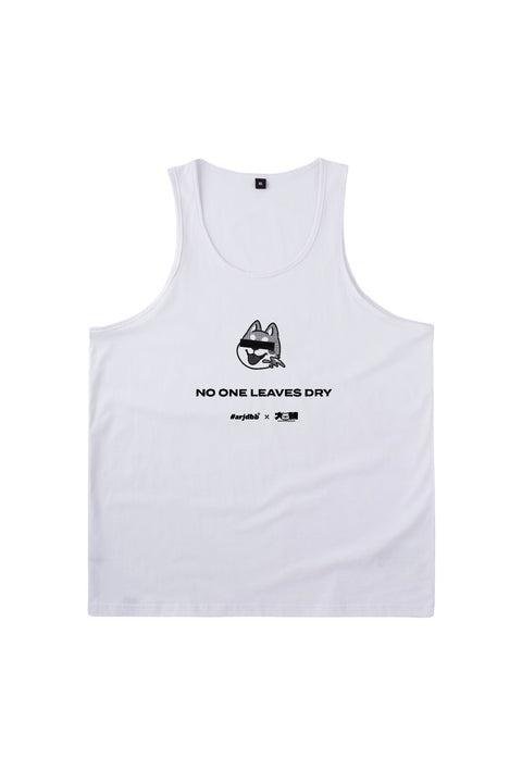 NO ONE LEAVES DRY Tank