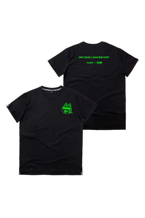NO ONE LEAVES DRY Tee